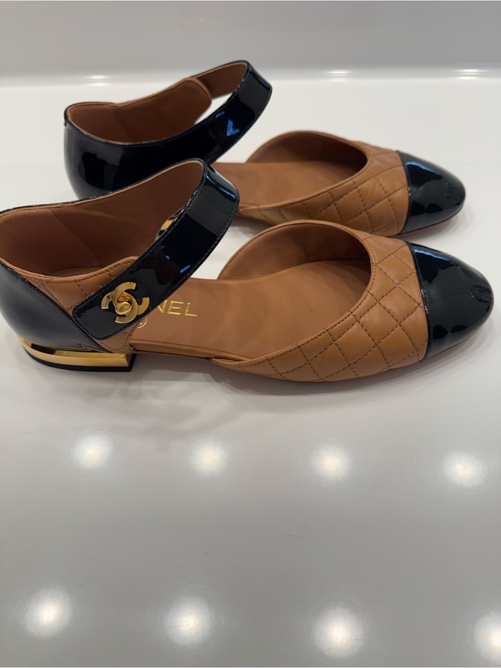 CHANEL Two-Tone Quilted Mary Jane Flats in Tan and Black IT38.5 - Picture 3 of 7